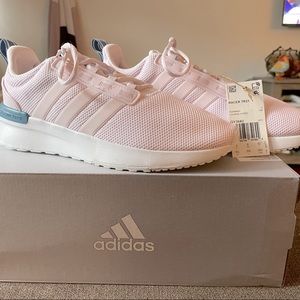 *BRAND NEW WITH TAGS* Women’s Adidas Racer TR21 Sneakers